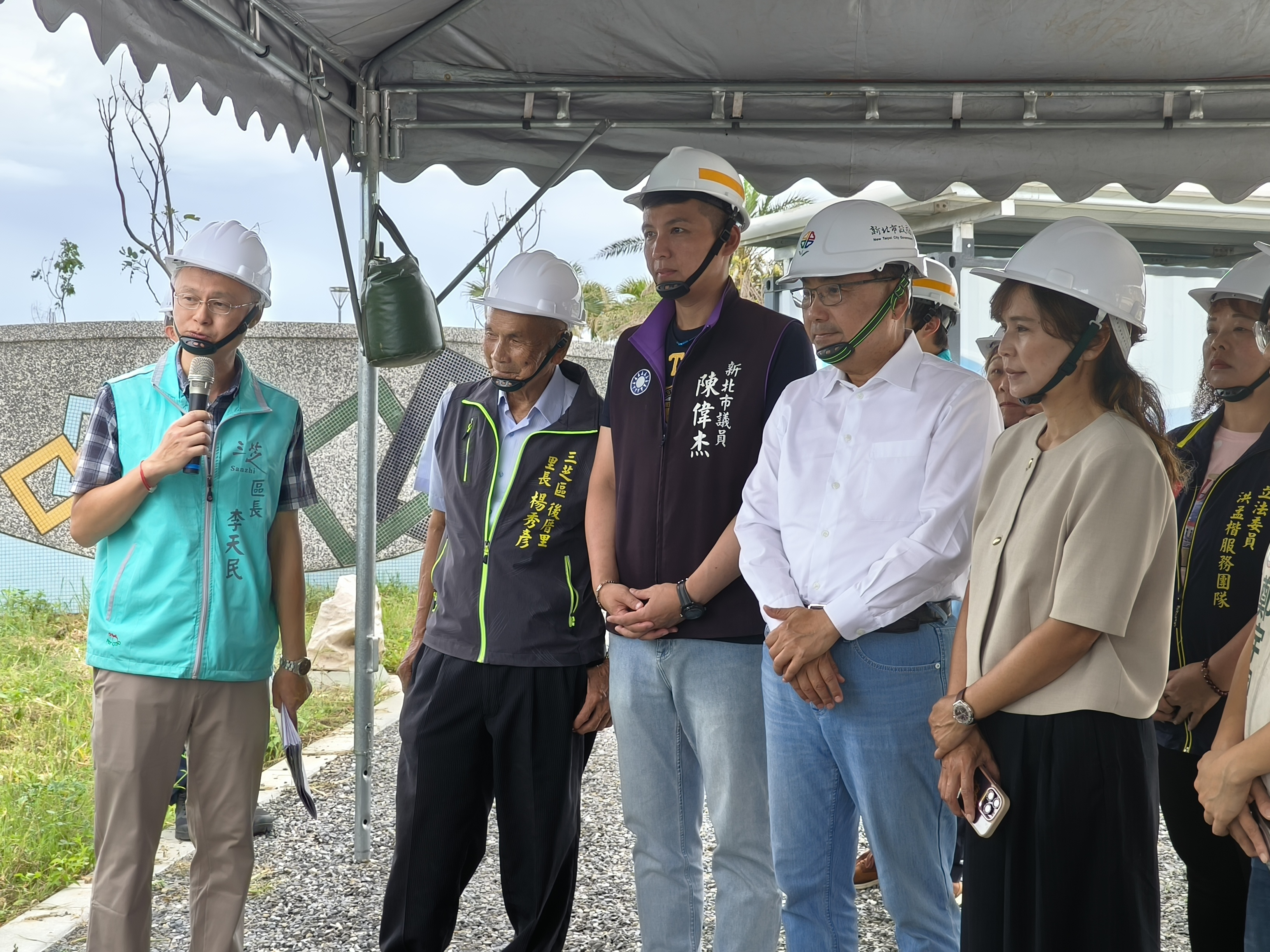 侯友宜8年306場走透透，行動治理深入基層，里區府攜手共創幸福城市(十一)。